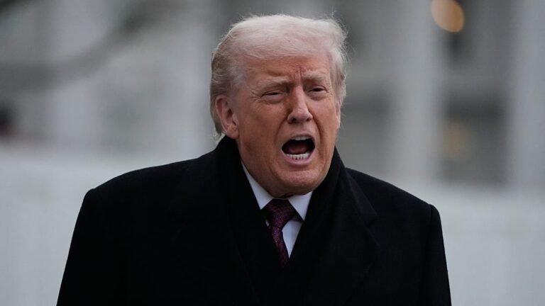 Câmara dos Representantes dos EUA recusa-se a limitar campanha de Trump contra a Venezuela