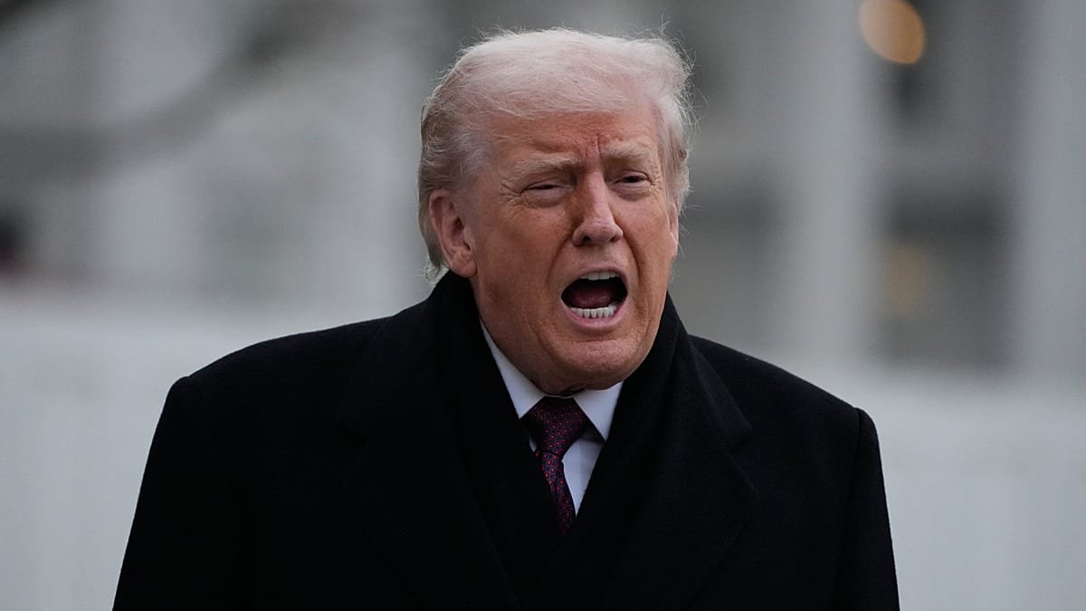 Câmara dos Representantes dos EUA recusa-se a limitar campanha de Trump contra a Venezuela