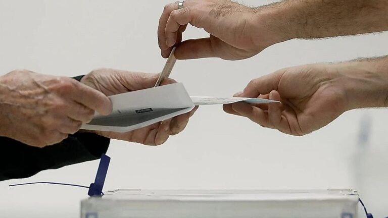 PP procura maioria absoluta nas eleições antecipadas na Extremadura