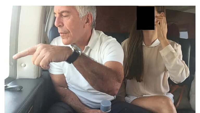 Dezenas de ficheiros sobre Epstein desapareceram de página web do governo dos EUA