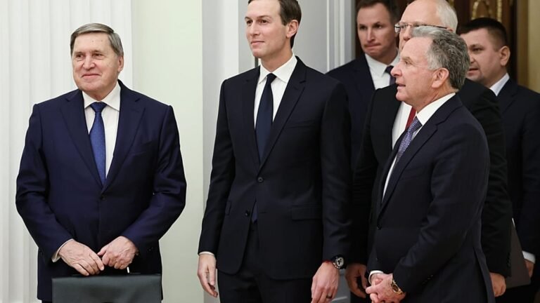 EUA consideram produtivas as conversações com a Ucrânia e a Rússia e propõem conversações trilaterais