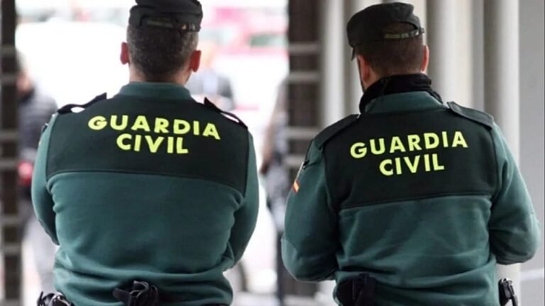 Dois suspeitos de duplo homicídio barricam-se numa casa em Espanha