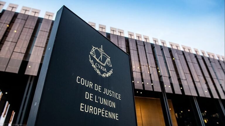 Tribunal superior da UE considera que Tribunal Constitucional polaco não é independente