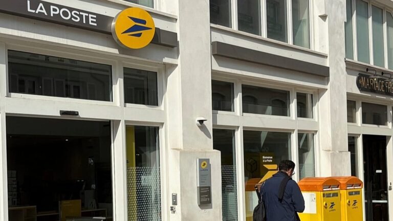 Ciberataque põe fora de serviço os correios e o setor bancário de França