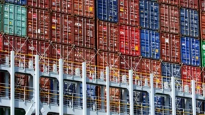 Moçambique passa a limitar importações de água, massa e farinha