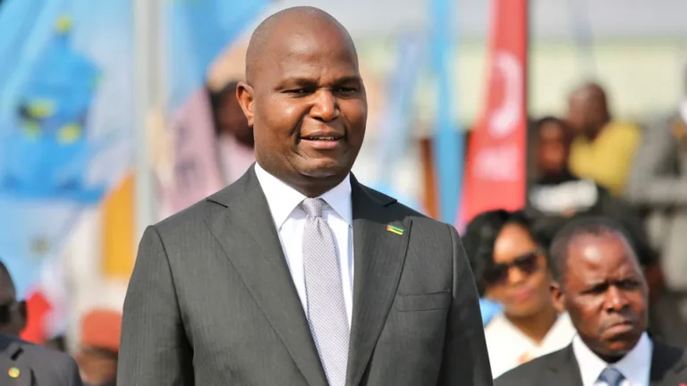 Presidente moçambicano indulta 22 condenados por manifestações pós-eleitorais