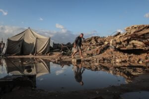 Flooding hits displaced Palestinians&rsquo; tents after heavy rain in Gaza