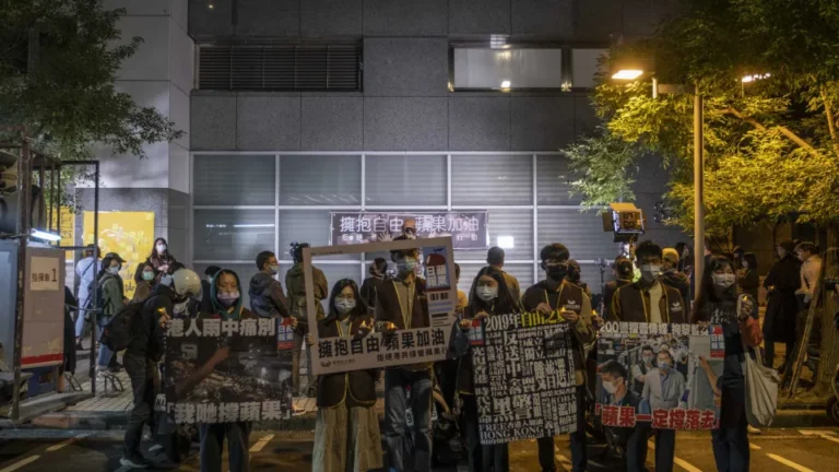 'Resistência suave' na condenação de ex-magnata em Hong Kong
