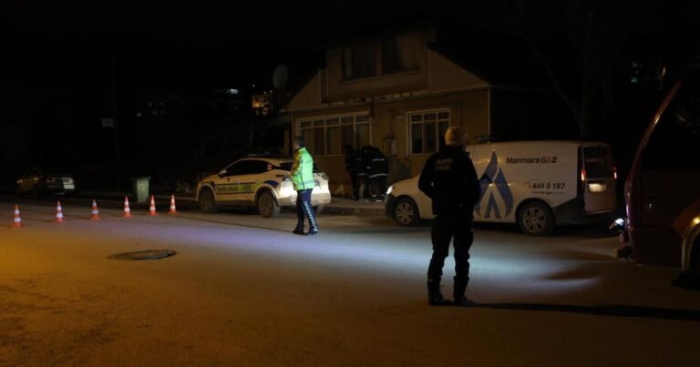 Seis combatentes do ISIL e 3 policiais mortos em ataque no noroeste de Turkiye