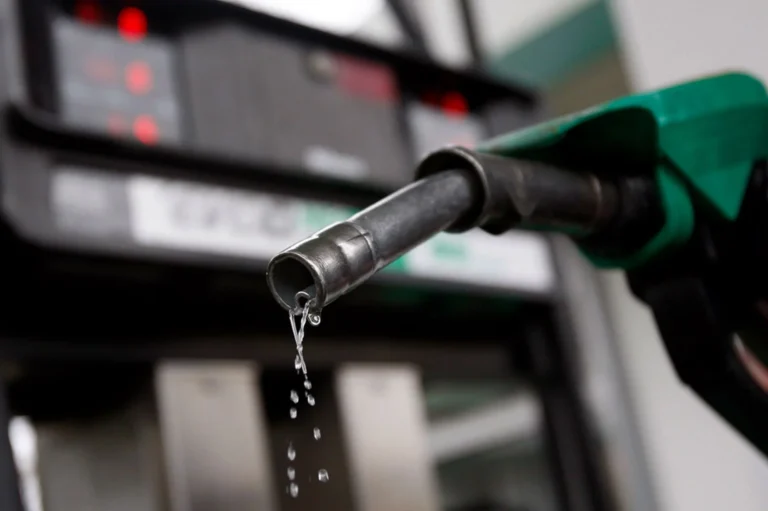 Dangote, NMDPRA feud: Stakeholders react as fuel price crashes across Nigerian filling stations