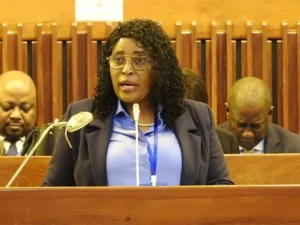 Fraude académica nos exames da 9.ª classe causa prejuízo de 40 milhões de meticais ao Estado moçambicano