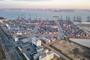 Operações Aduaneiras Especiais do Porto de Comércio Livre de Hainan Reforçam Compromisso da China com Abertura de Alto Padrão