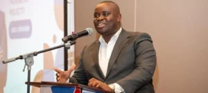 “Moçambique precisa urgentemente controlar a dívida”, alerta Lineu Candieiro, presidente da FDEM