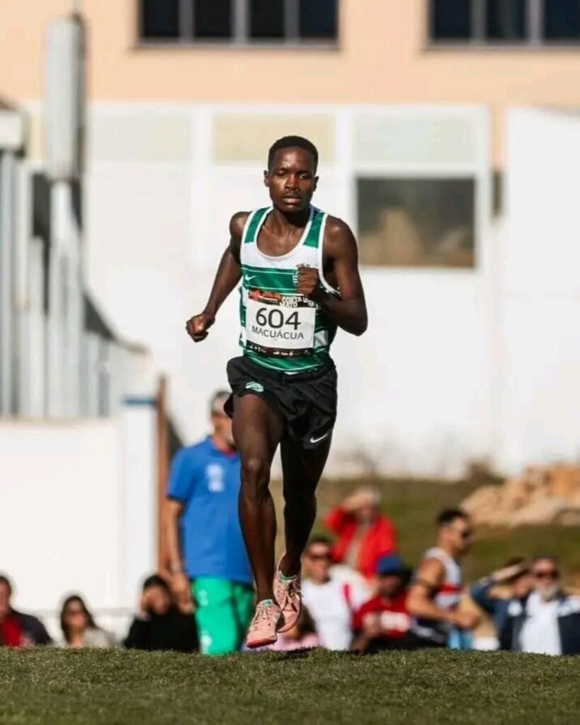 ATLETISMO: Alex Macuácua fixa novo recorde -...