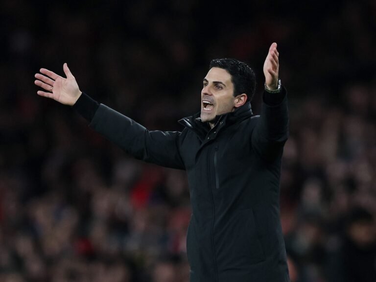 Arsenal e Liverpool empatam para alegria dos perseguidores do título da Premier League