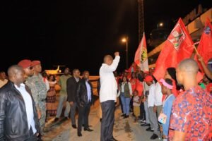 PRESIDENTE DA FRELIMO: Paz é base do...