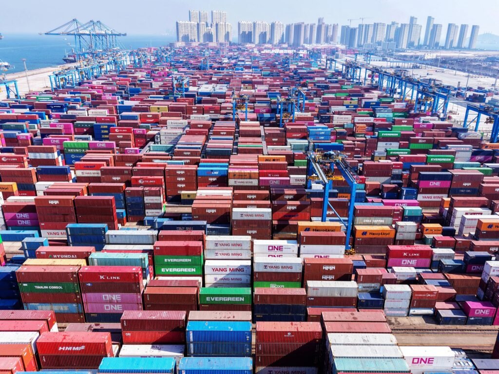 China’s trade surplus hits new heights in 2025 despite US tariff war