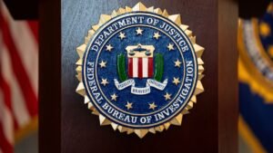 FBI realiza batida na casa de repórter do Washington Post e apreende eletrônicos