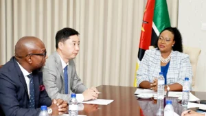 Primeira-Dama mobiliza apoio às vítimas das...