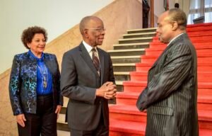 ECONOMIA AZUL: Maleiane recomenda foco em…