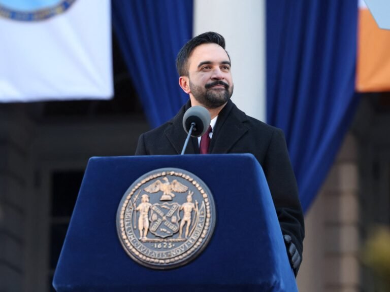 Defensores da Palestina elogiam Mamdani de Nova York por revogar decretos pró-Israel