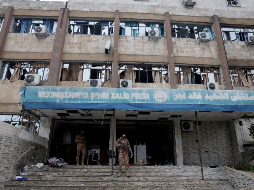 Syrian forces search for explosives, weapons after SDF pulls out of Aleppo