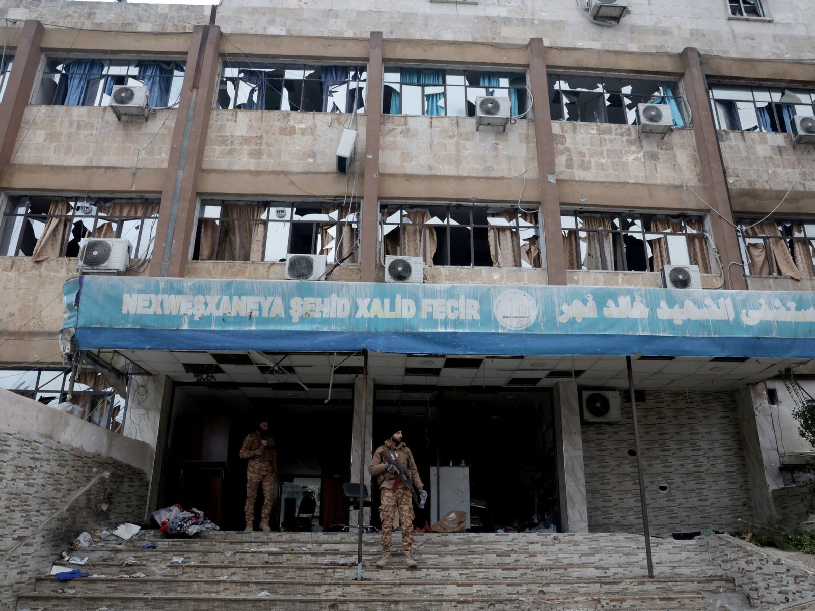 Syrian forces search for explosives, weapons after SDF pulls out of Aleppo