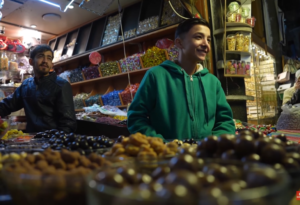 Nova moeda da Síria remove imagens da família al-Assad e busca impulsionar economia