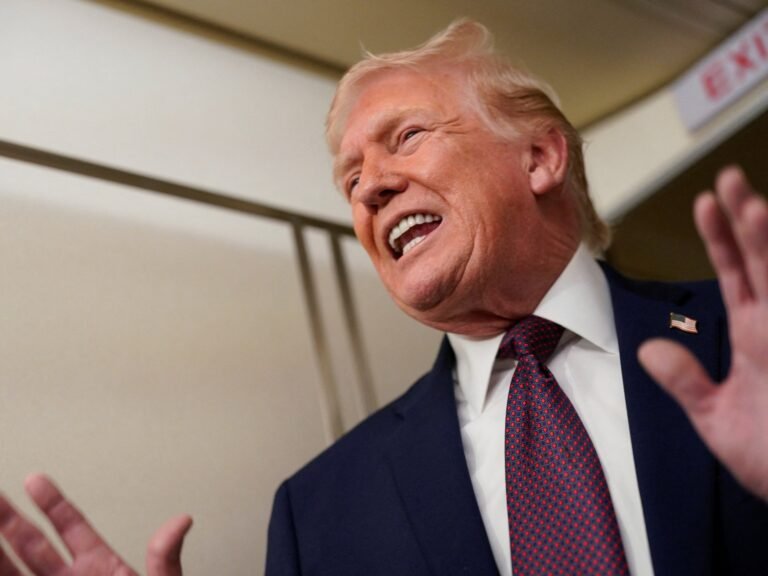 Trump diz que EUA estão considerando ‘opções muito fortes’ para o Irã