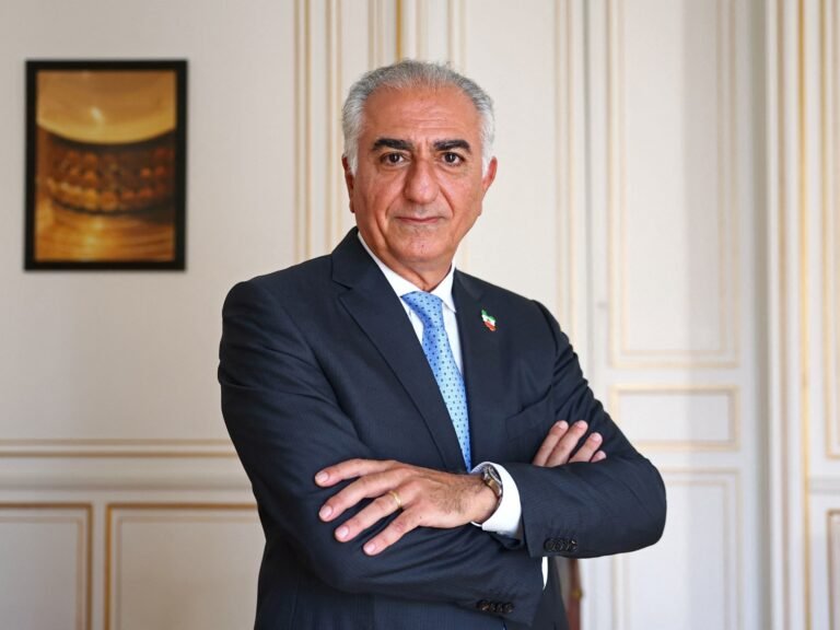 Trump diz que encontrar-se com o ‘príncipe herdeiro’ Pahlavi do Irão não seria apropriado