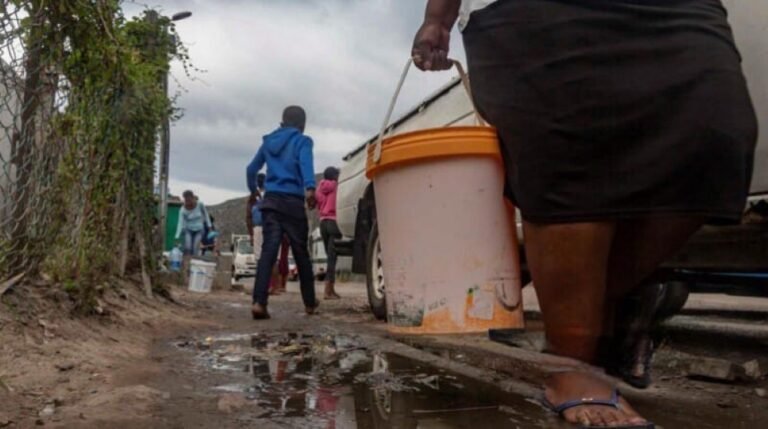 Condicionado abastecimento de água no Grande…