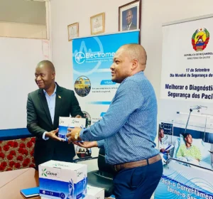 Electromed Doa Material Médico ao MISAU para Socorrer Vítimas das Cheias