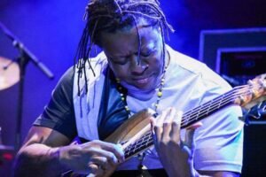 Childo Tomás presta tributo à Banda…