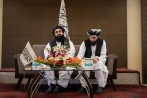 Bombardeio no Afeganistão: Qual é a estratégia do Paquistão à medida que os laços Índia-Talibã crescem?