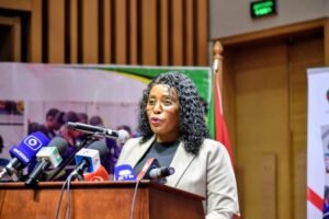 Ministra da Educação fala dos preparativos...