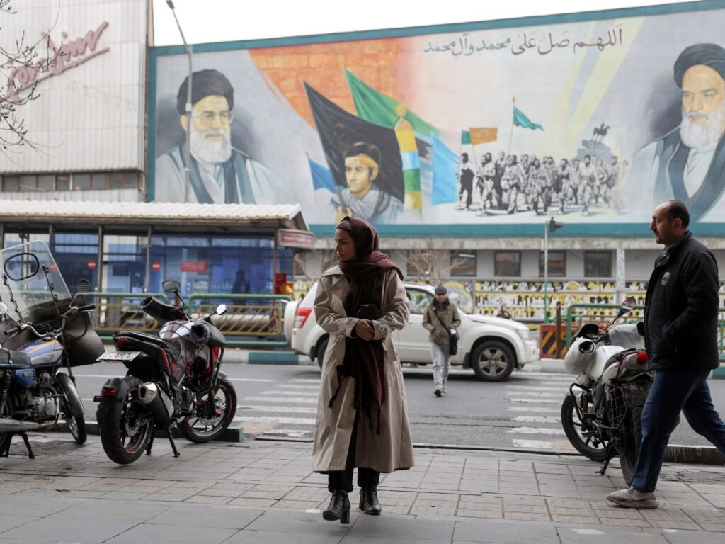 Iran arrests prominent reformist politicians, cites links to US, Israel