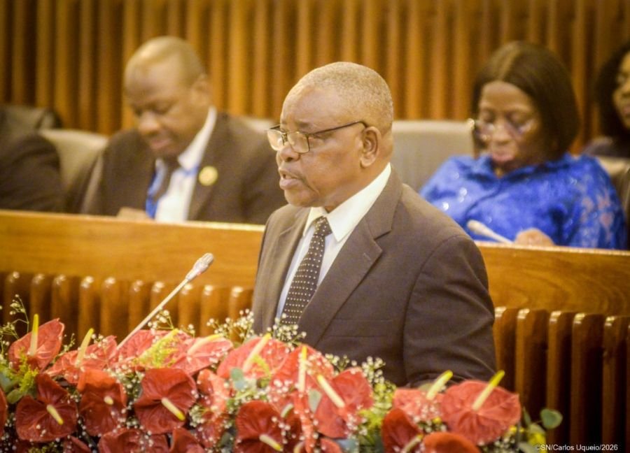 III SESSÃO DA AR: Renamo quer leis que...