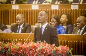 III SESSÃO DA AR: PODEMOS quer combater leis…