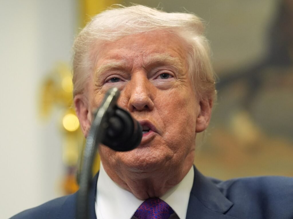 Trump pardons 5 former NFL players ranging from perjury to drug trafficking