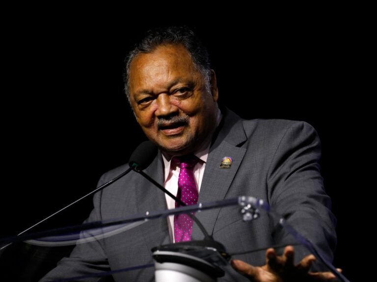 Líder dos direitos civis dos EUA, Jesse Jackson morre aos 84 anos