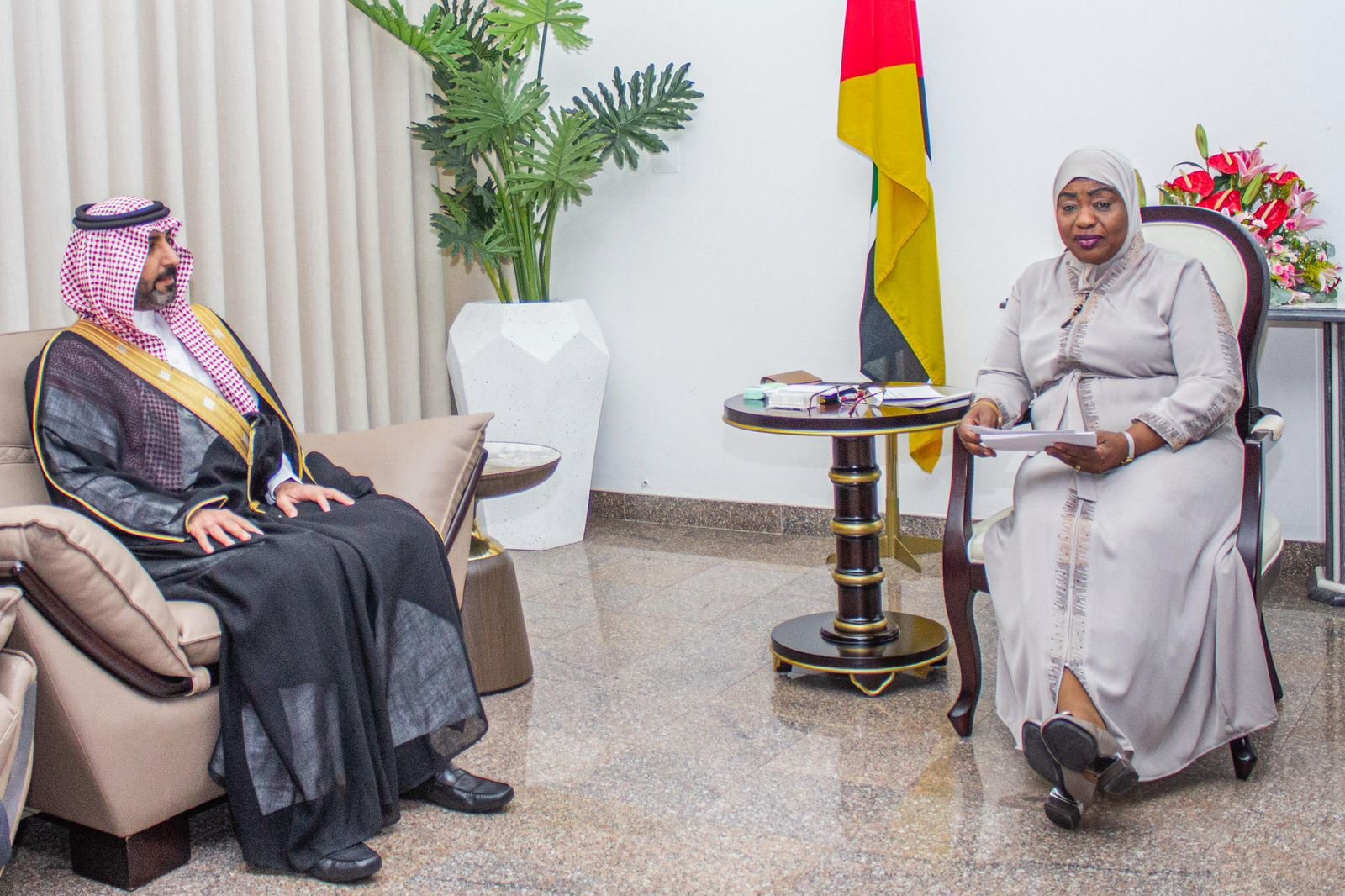 Talapa aprofunda cooperação interparlamentar...