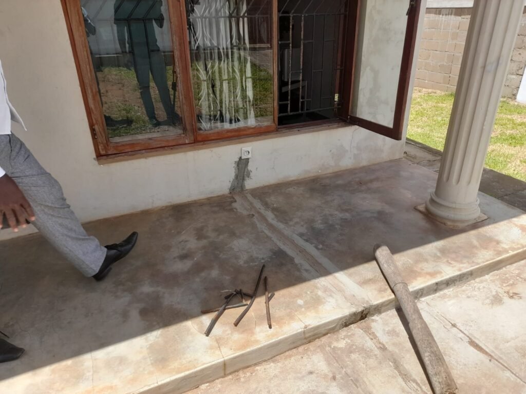 Onda de roubos preocupa moradores no bairro...