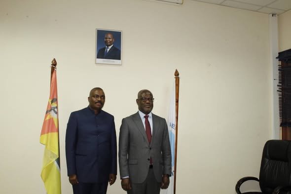 Enaltecida recuperação institucional da…