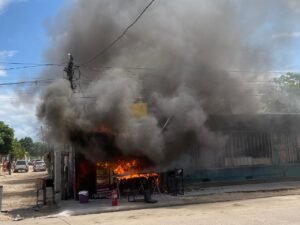 Incêndio consome take-away no…