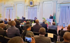 Maputo discute regulamento para…