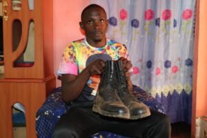 ‘Ou você luta ou morre’: Quenianos enganados para se juntarem à guerra Rússia-Ucrânia