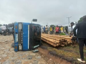 Dois feridos graves num acidente em Natikiri -…