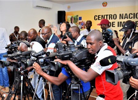 COMO ESTADO DE DIREITO: SNJ exorta classe a...