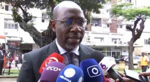 Matlombe suspende quatro concursos da Agência…