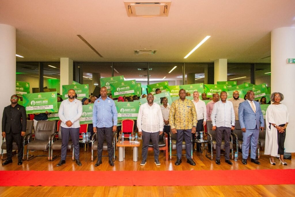 Jovens desafiados a multiplicar oportunidades...